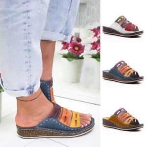 Färgrika sandaler / Slippers